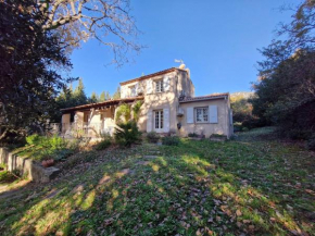 Évasion à Gémenos Villa tout confort avec Piscine